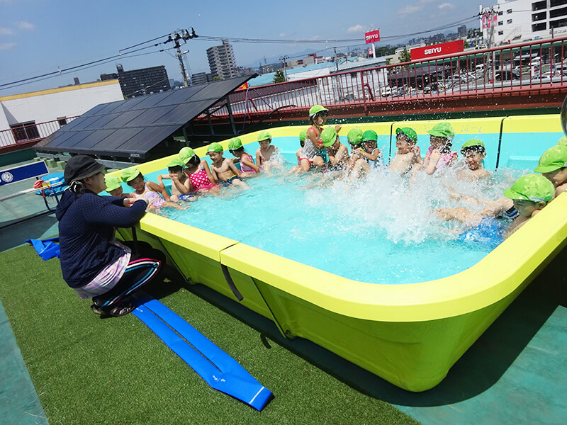 あから保育園プール